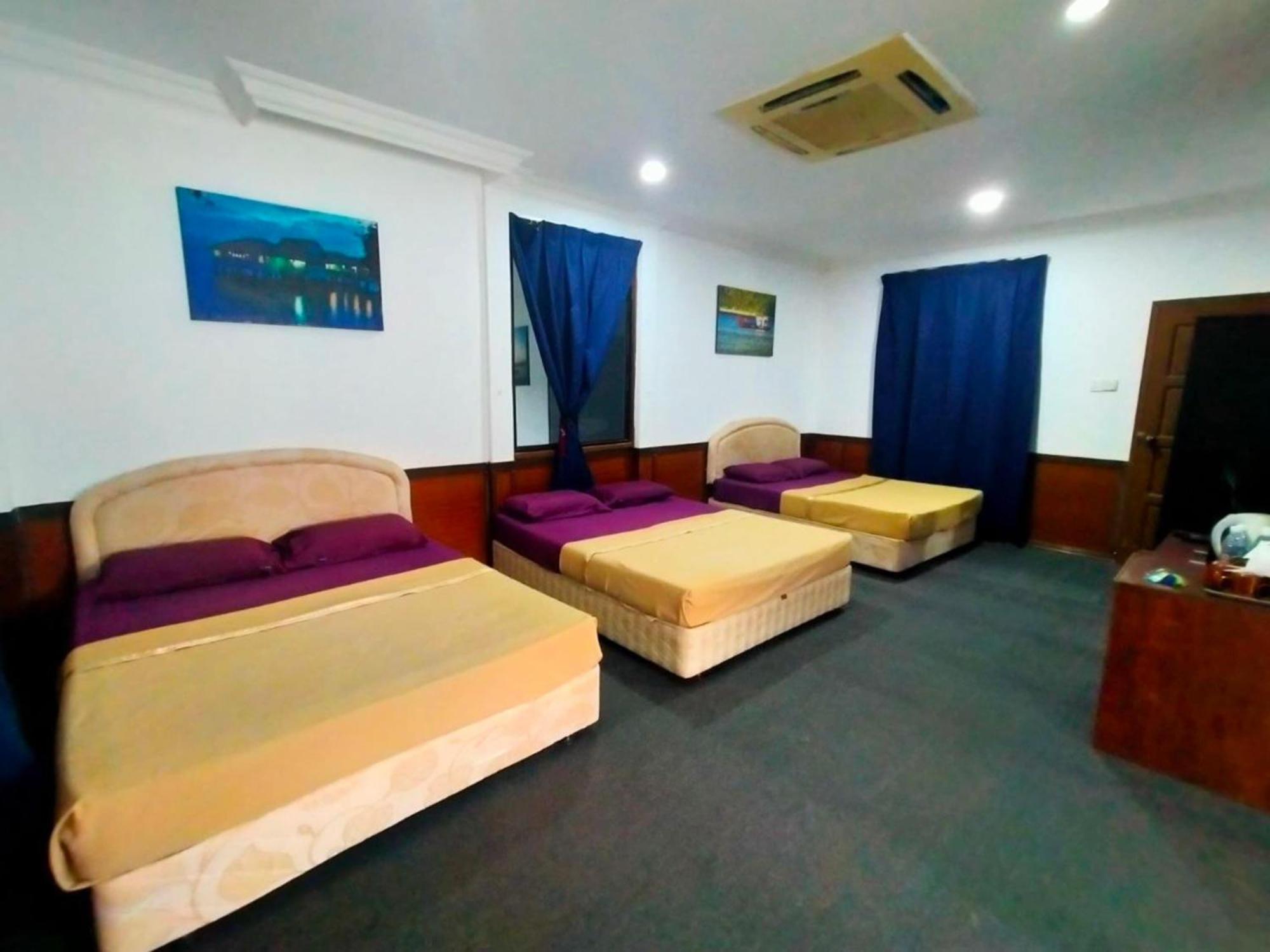 Capital O 91118 Chalet Seri Idaman Bayan Lepas Exterior photo