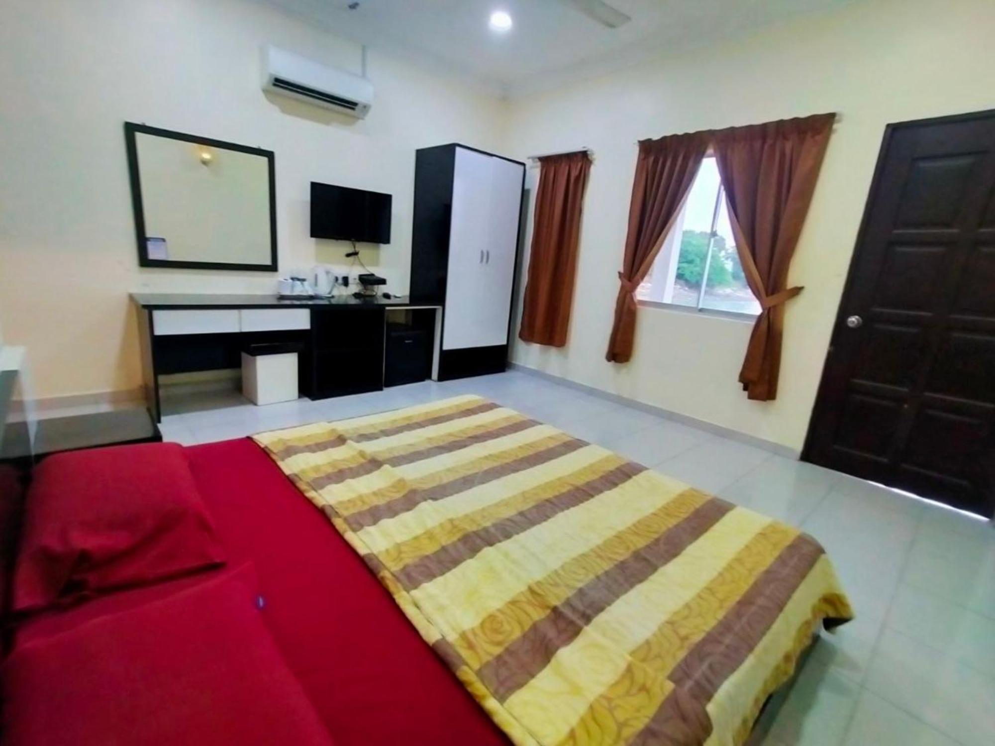 Capital O 91118 Chalet Seri Idaman Bayan Lepas Exterior photo
