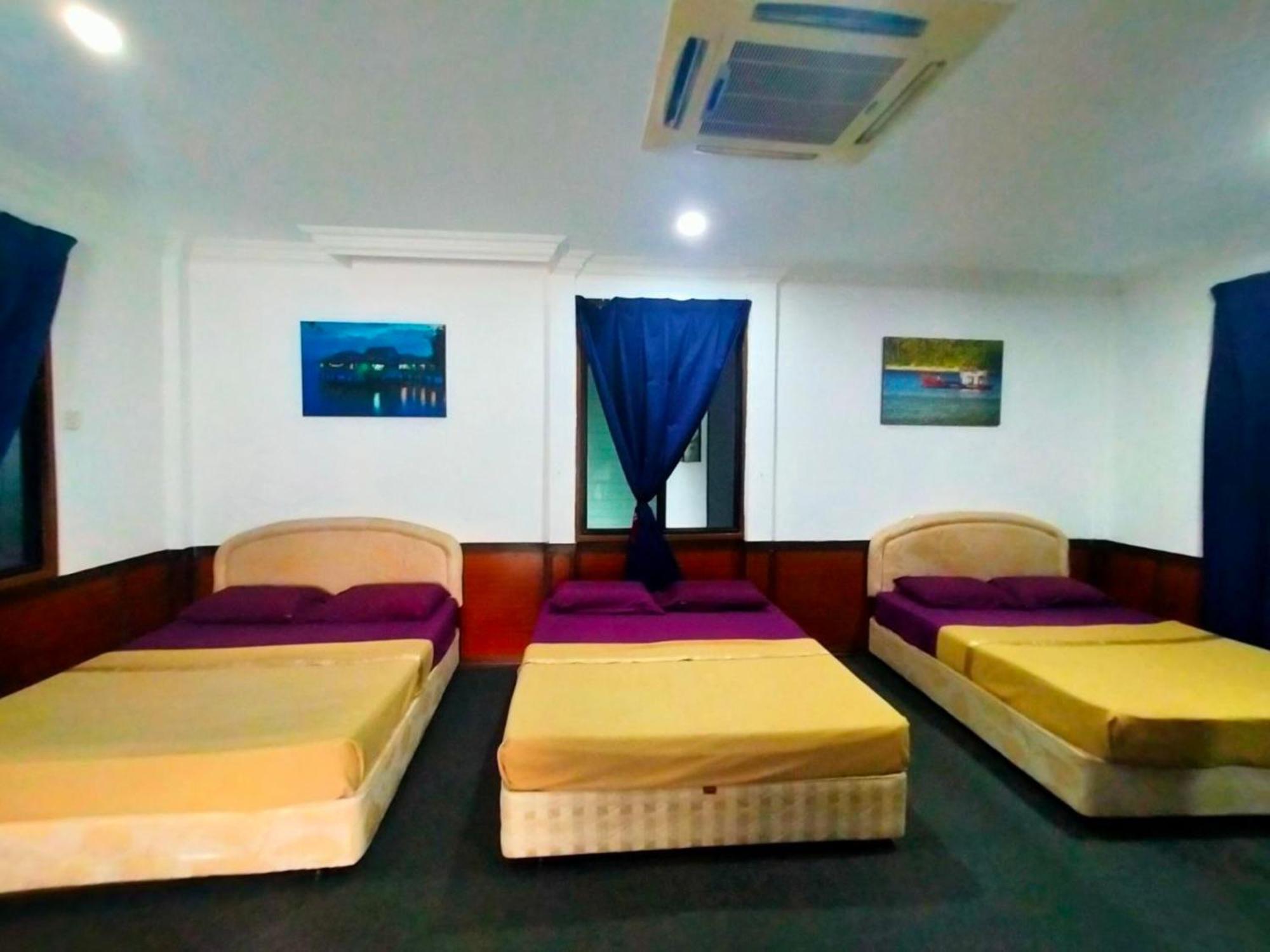 Capital O 91118 Chalet Seri Idaman Bayan Lepas Exterior photo