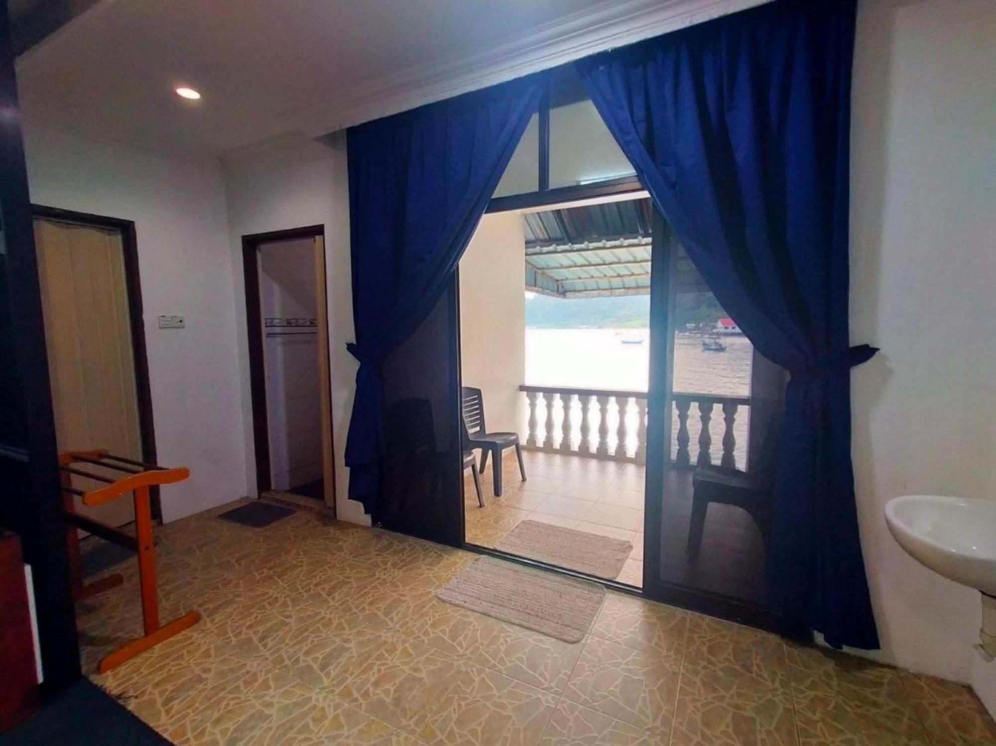 Capital O 91118 Chalet Seri Idaman Bayan Lepas Exterior photo