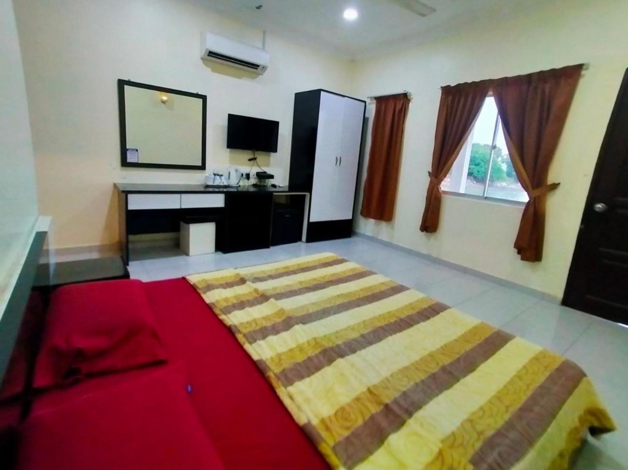 Capital O 91118 Chalet Seri Idaman Bayan Lepas Exterior photo