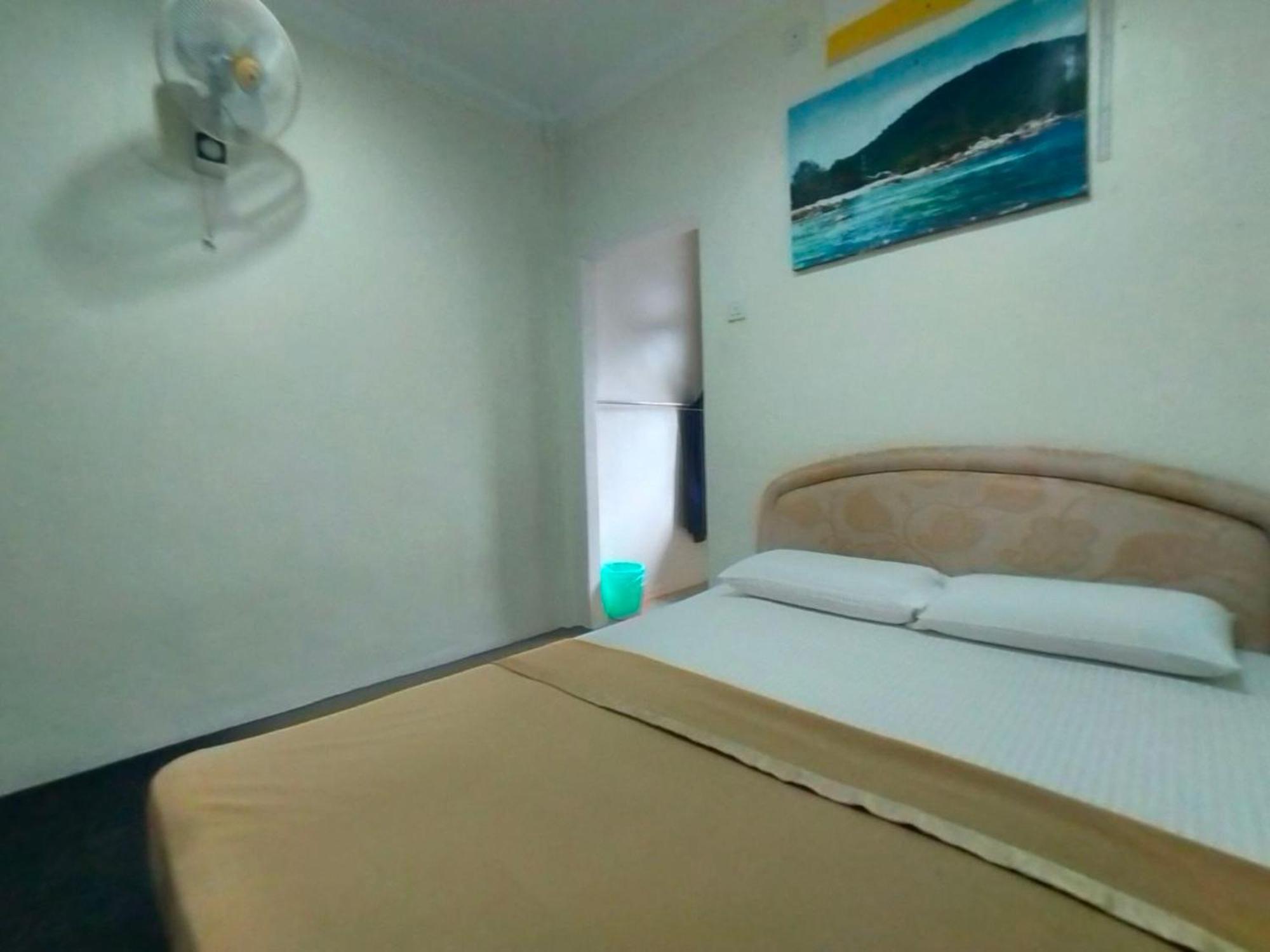Capital O 91118 Chalet Seri Idaman Bayan Lepas Exterior photo