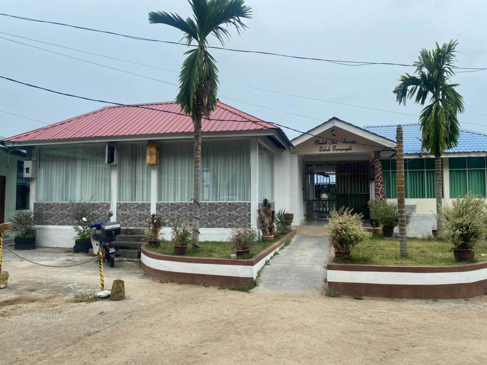 Capital O 91118 Chalet Seri Idaman Bayan Lepas Exterior photo